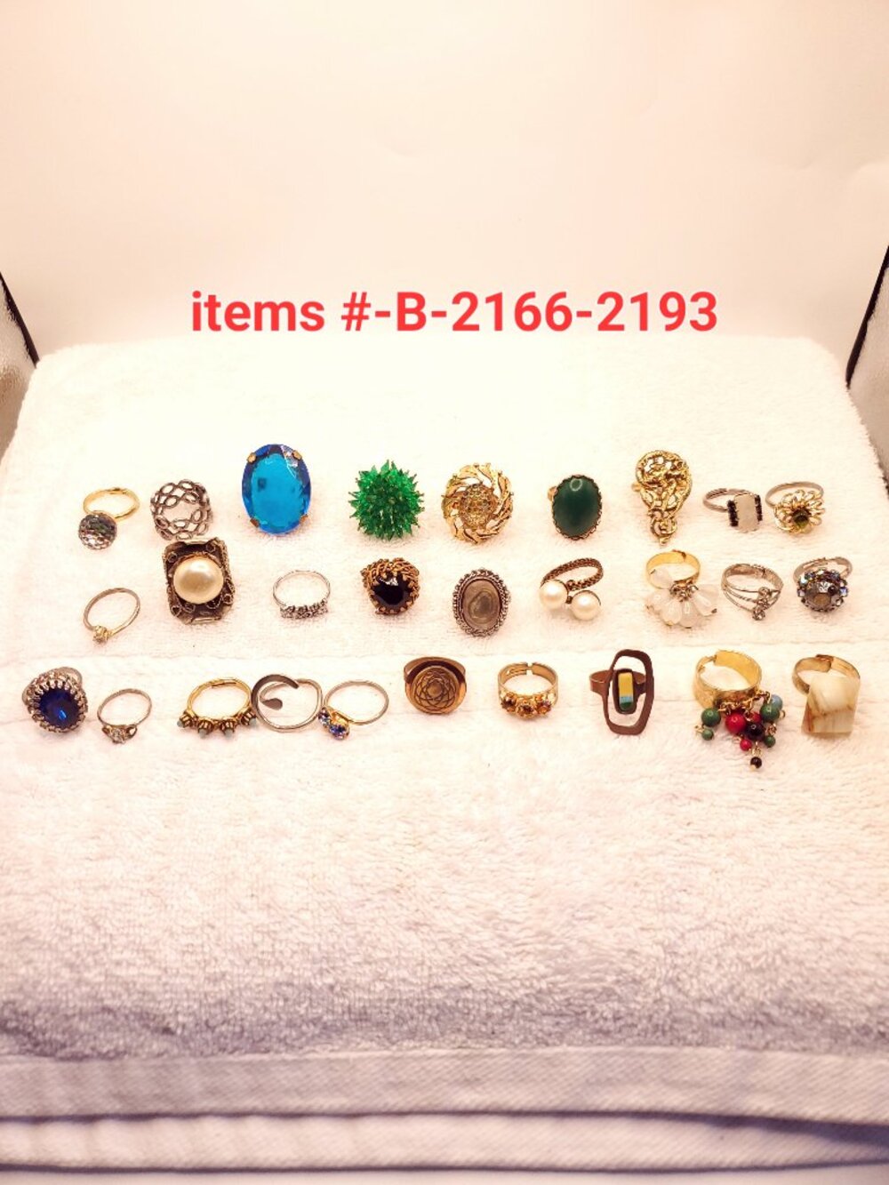 28 Rings ,items # B- 2166-2193,. wt. 147 grams.